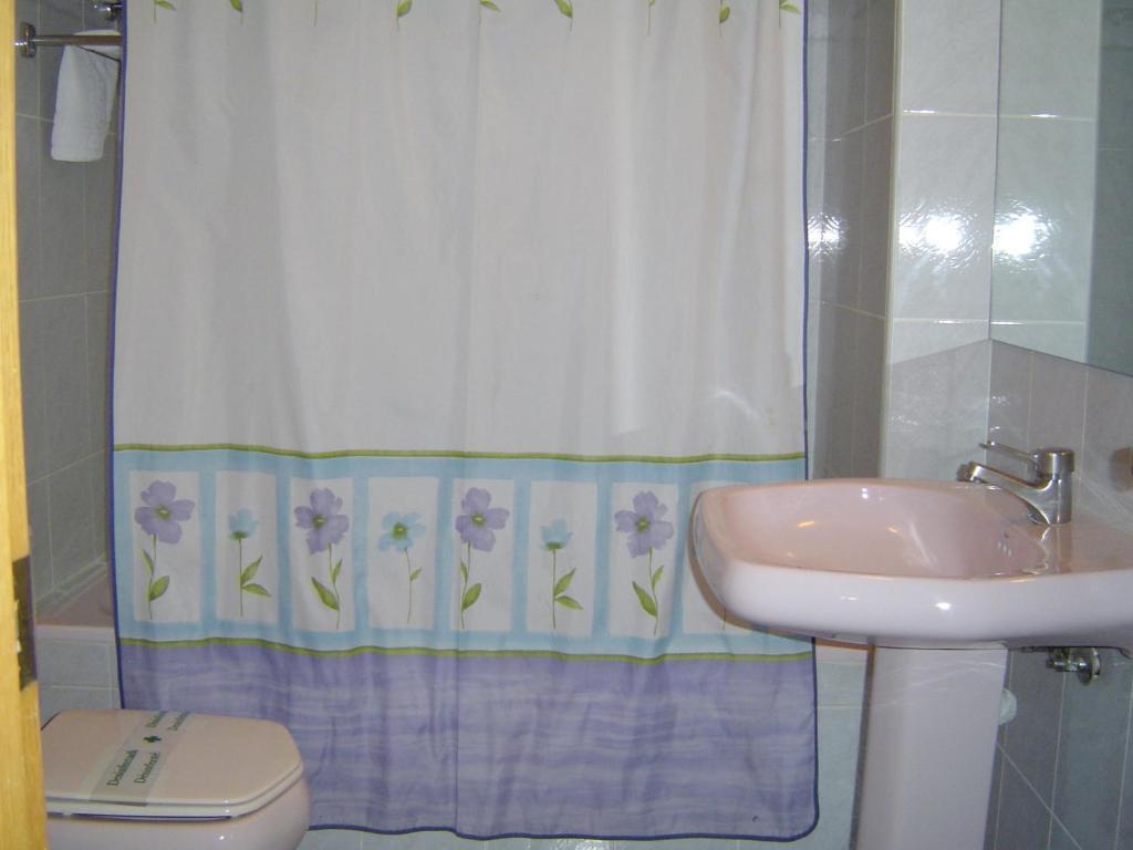 Hotel Lazaro Calamocha Ruang foto